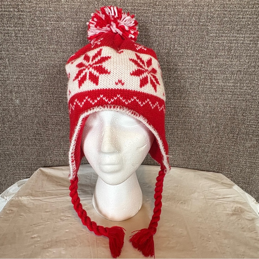 Reebok NHL Detroit Red Wings Beanie Hat Ice Hockey Team Pom‎ Pom Cuffed Knit